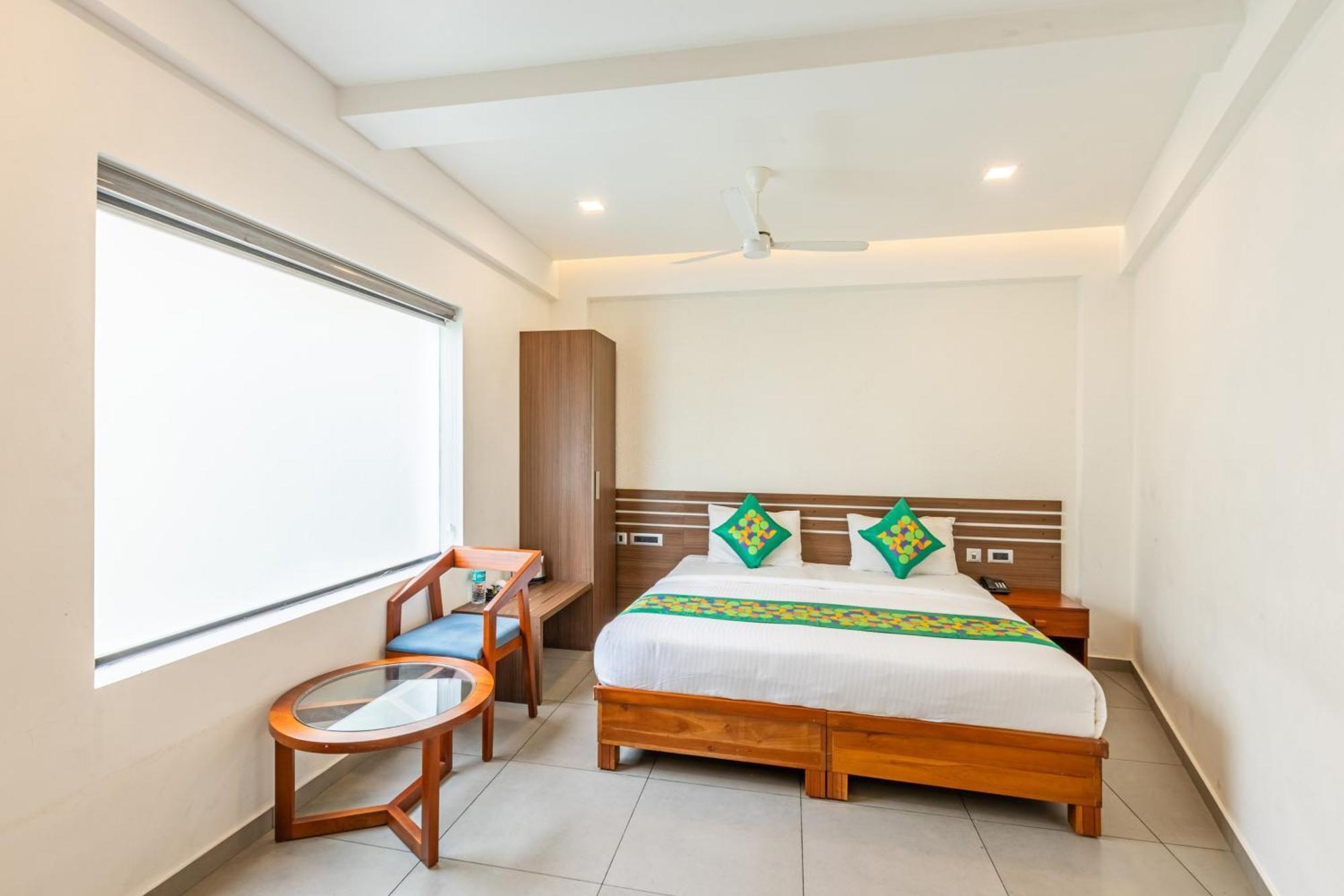 Treebo De Cloud 9 Regency Hotel Thiruvananthapuram Eksteriør billede