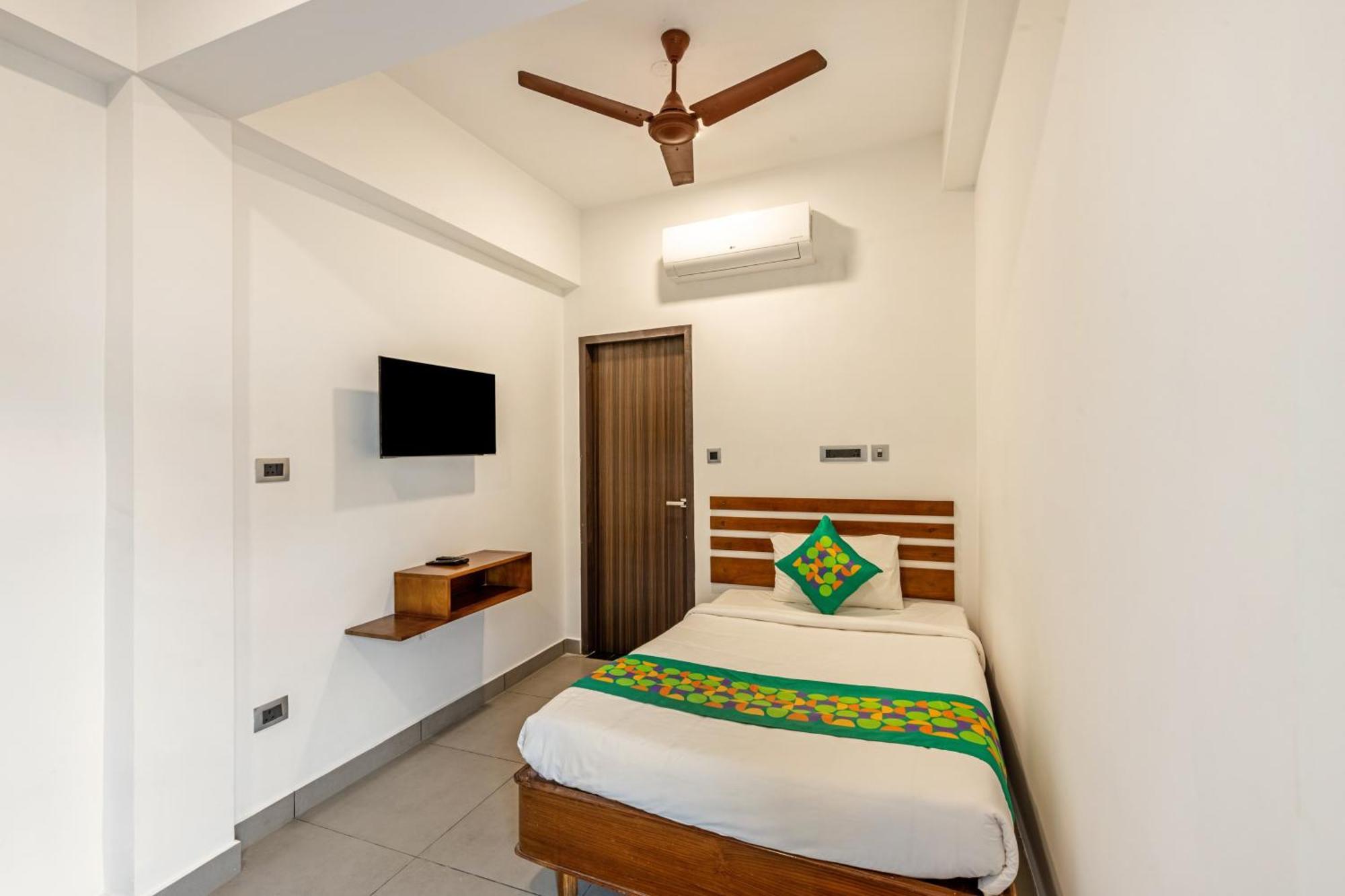Treebo De Cloud 9 Regency Hotel Thiruvananthapuram Eksteriør billede
