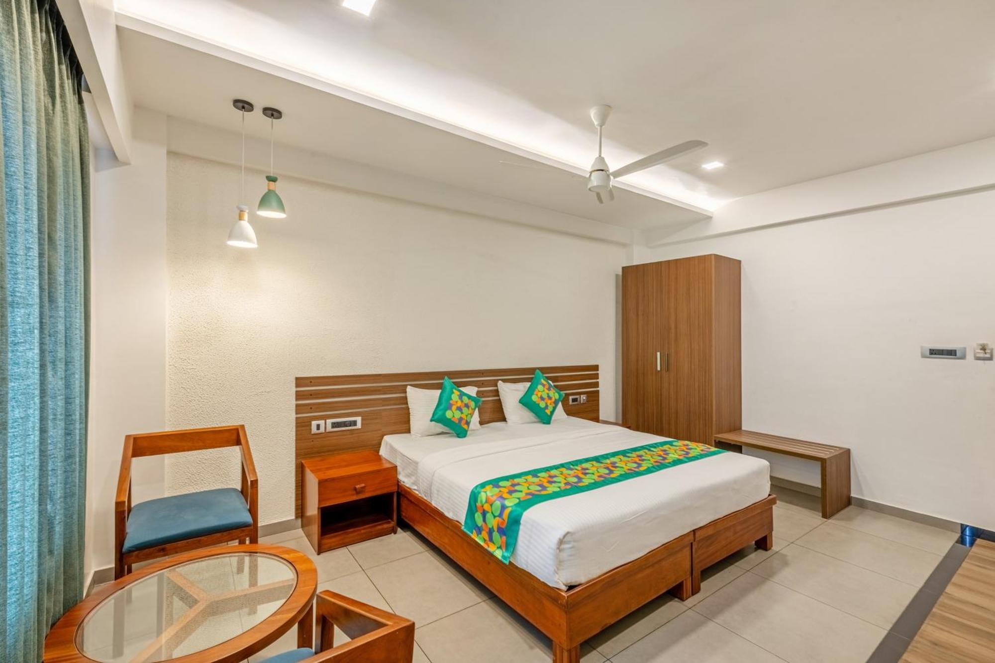 Treebo De Cloud 9 Regency Hotel Thiruvananthapuram Eksteriør billede