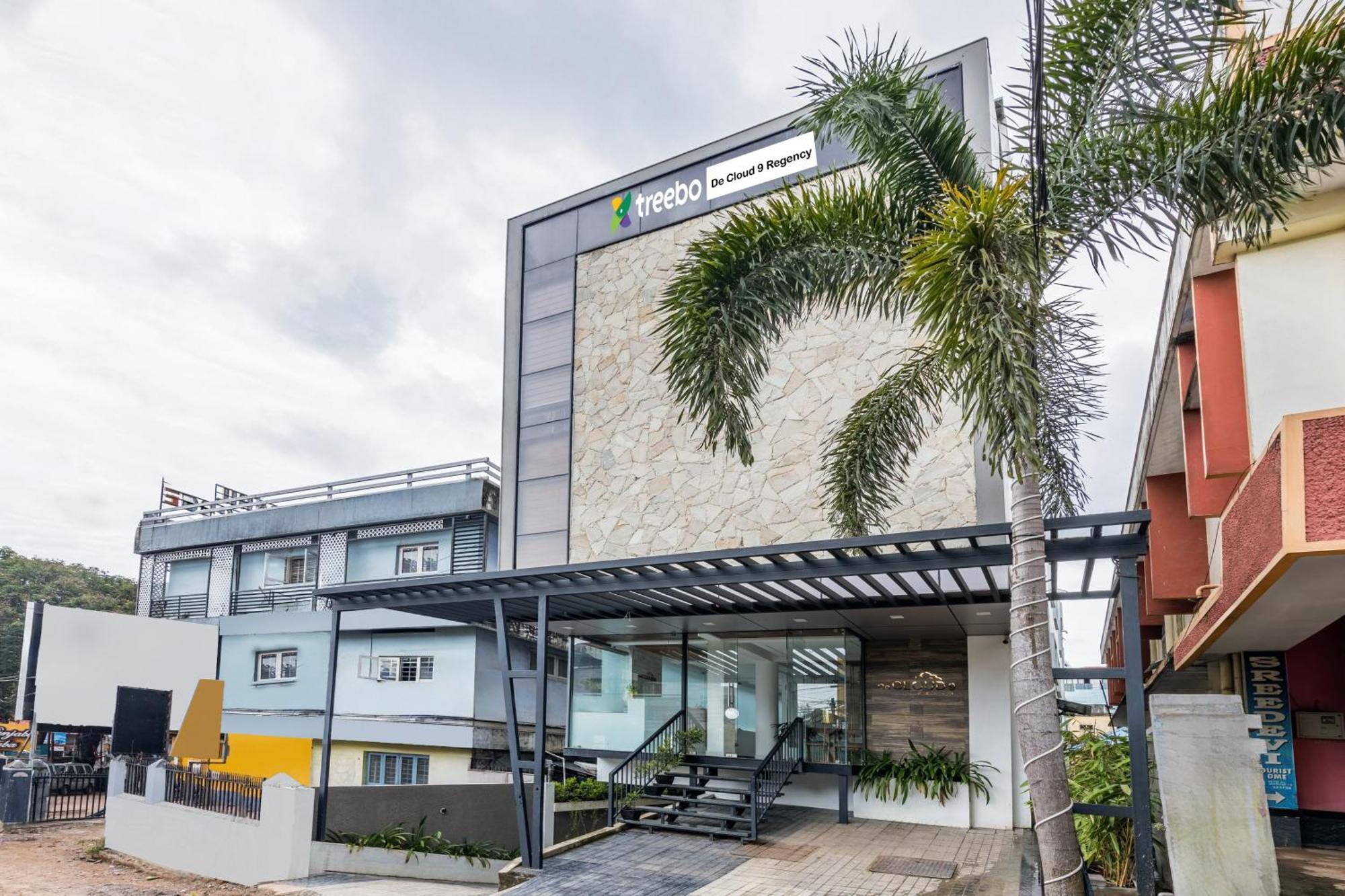 Treebo De Cloud 9 Regency Hotel Thiruvananthapuram Eksteriør billede