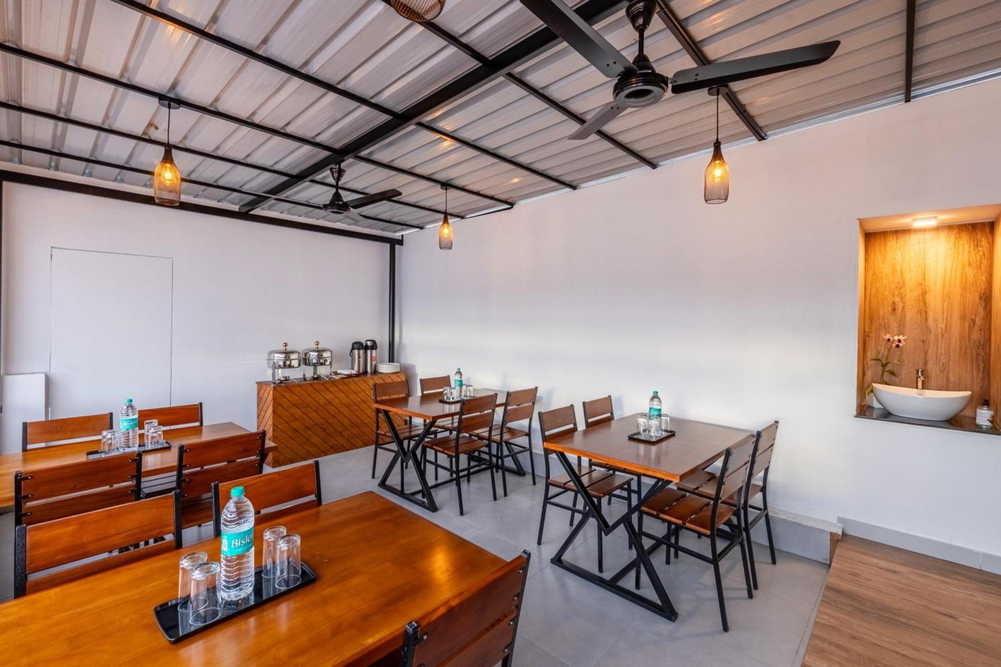 Treebo De Cloud 9 Regency Hotel Thiruvananthapuram Eksteriør billede