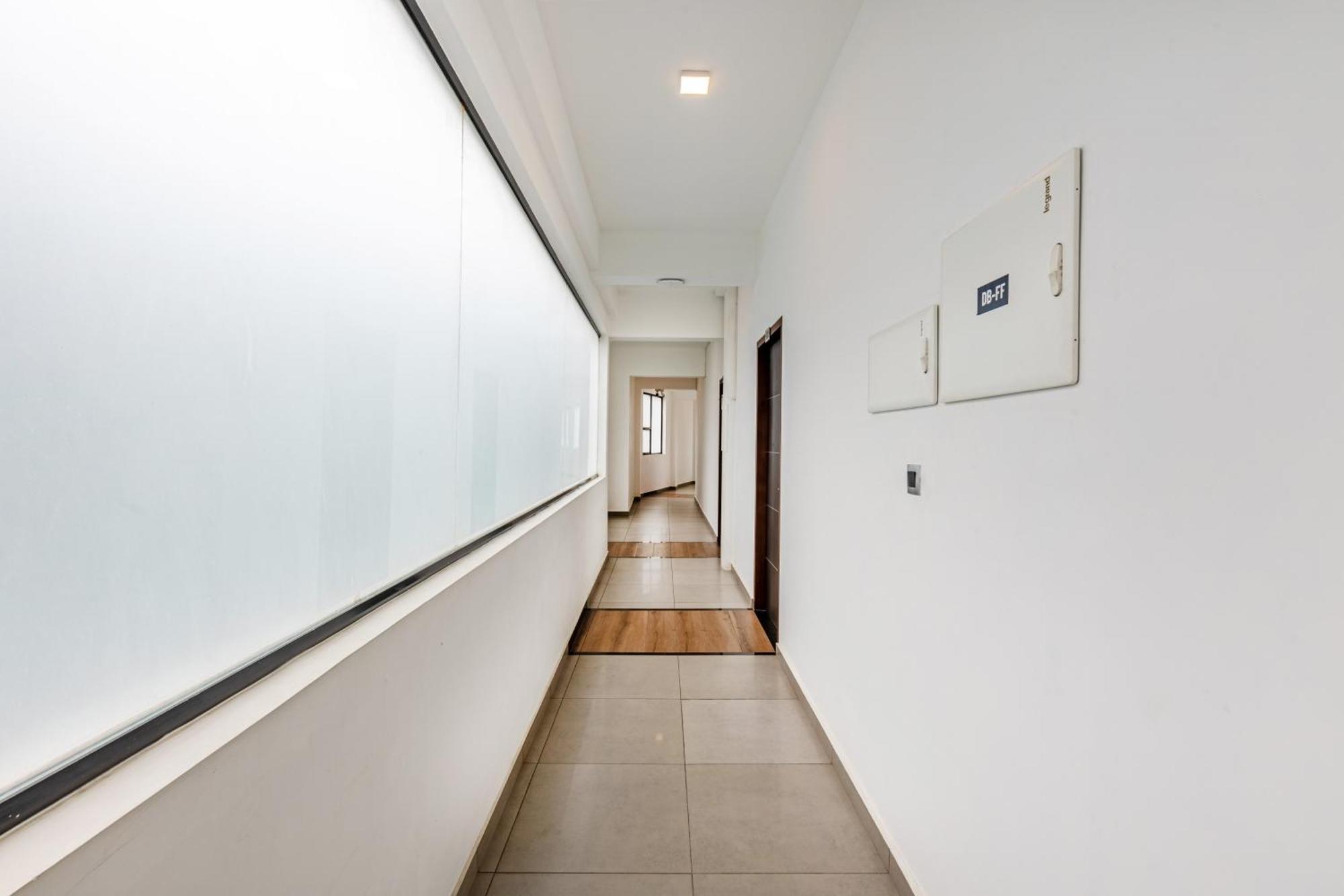 Treebo De Cloud 9 Regency Hotel Thiruvananthapuram Eksteriør billede