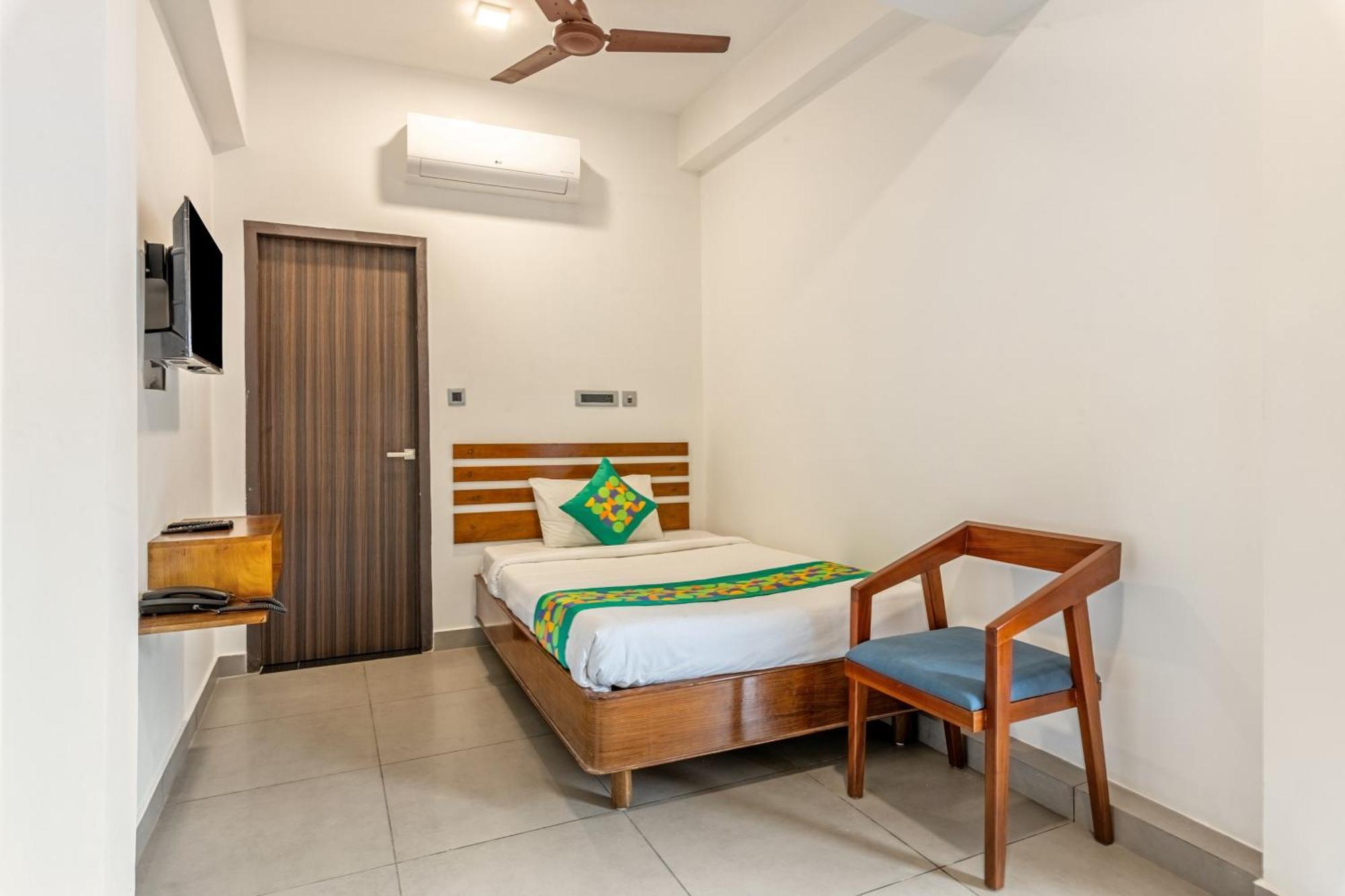 Treebo De Cloud 9 Regency Hotel Thiruvananthapuram Eksteriør billede